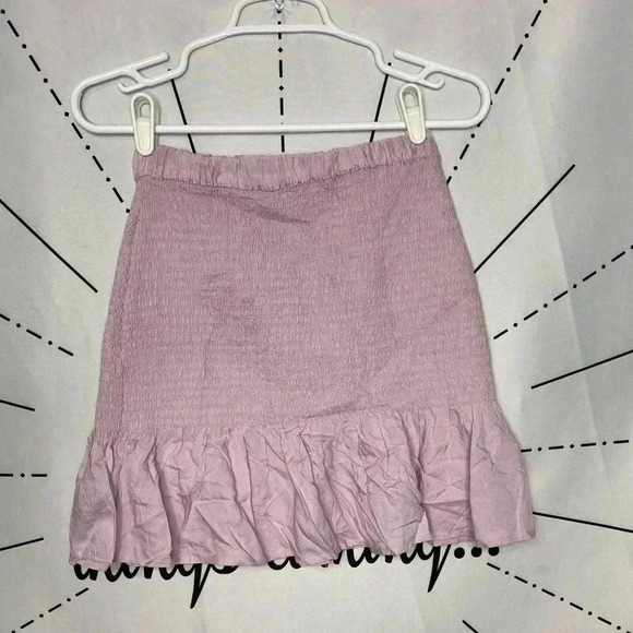 Pretty Little Thing Smock Ruffled Frill Hem Mini Skirt - Picture 2 of 4